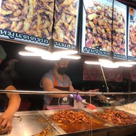 น้องอิง หมูทอดนมสด