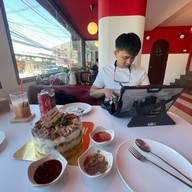 Pick Pork Cafe CNX เชียงใหม่