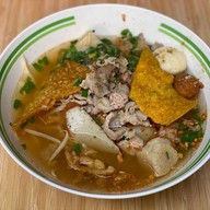 ป้าจุก ก๋วยเตี๋ยวต้มยำ บางโพ