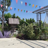 หน้าร้าน สวนชะลอม