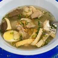 เมนูของร้าน ก๋วยจั๊บอุบลน้ำใส(เจ้าเก่า)