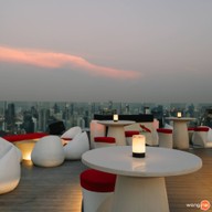 บรรยากาศ CRU Champagne Bar centralwOrld