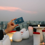 บรรยากาศ CRU Champagne Bar centralwOrld