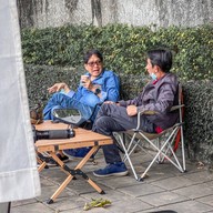 กาแฟสด ณ วันสุข คาเฟ่ สไตล์นั่งเล่นฟังเพลง