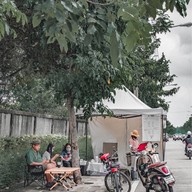 กาแฟสด ณ วันสุข คาเฟ่ สไตล์นั่งเล่นฟังเพลง