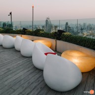 บรรยากาศ CRU Champagne Bar centralwOrld