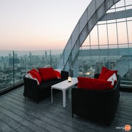 บรรยากาศ CRU Champagne Bar centralwOrld