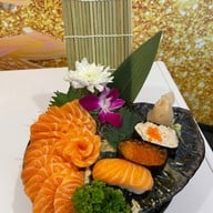 ฮาชิโกซูชิ(hachi go sushi) สาขา 1