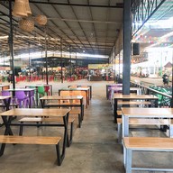 ผัดขั้นเทพ ศูนย์อาหารเอ็กซ์โป (ตรงข้าม บิ๊กซี) สกลนคร