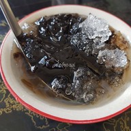 ป้าล้วน ข้าวผัดแดง