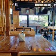 เพลินพุง Cafe & Restaurant