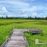 โรงนาคาเฟ่