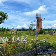 โรงนาคาเฟ่