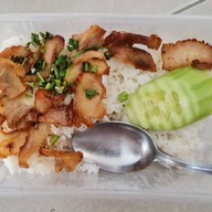 ก๋วยเตี๋ยวต้มยำตำลึงเล้งแซ่บ (เจ้าเก่าสาย4)-มบ.กัสโต้