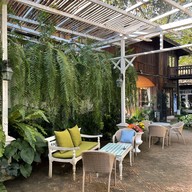 ดาราเทวีเค้กช็อป Dhara Dhevi Cake Shop