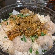 เมนูของร้าน ข้าวต้มแห้งกู้โรค