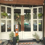 Like Italy Cafe-Bakery Phra Arthit Road