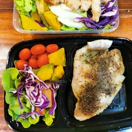 เมนูของร้าน สเต็กกินกับ อาหารคลีน พรีเมี่ยม เดอะคริสตัล (Steak Kinkab Cleanfood Premium The Crystal) เดอะคริสตัลพาร์ค