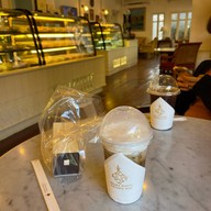ดาราเทวีเค้กช็อป Dhara Dhevi Cake Shop