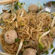 ลูกชิ้นรสเยี่ยม