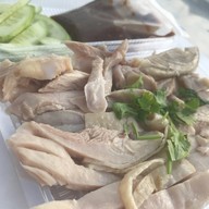 ร้านคุณพ่อ ข้าวมันไก่ ศรีนครินทร์
