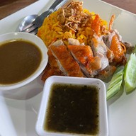 ไก่ย่าง จีระพันธ์ อีสานตำแซ่บ ฮาลาล เหม่งจ๋าย