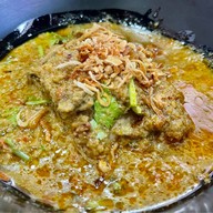 ไก่ย่าง จีระพันธ์ อีสานตำแซ่บ ฮาลาล เหม่งจ๋าย