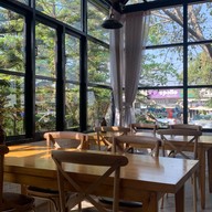 The Tower Cafe&hangout Nangrong