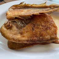เมนูของร้าน ครัวปลาทู (ทิดอ้วน) บางแสน