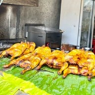 ไก่ย่าง จีระพันธ์ อีสานตำแซ่บ ฮาลาล เหม่งจ๋าย