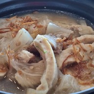 เรือนแม่หลุย โรบินสันศรีสมาน เรือนแม่หลุย โรบินสัน ศรีสมาน