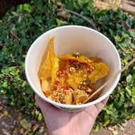 เมนูของร้าน ป้าลัยเกี๊ยวกรอบ