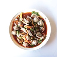 เมนูของร้าน ครัวลับท้ายซอย 11 : ก๋วยเตี๋ยว ตามสั่ง กาแฟสด น้ำแข็งใส -