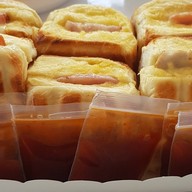 ปังปิ้งไส้ทะลัก ข้างธนาคารออมสินเก่า