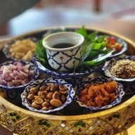 เรือนรับขวัญ