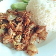 ณิษา อาหารตามสั่ง