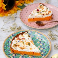 Cake by Ayaka