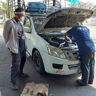 หน้าร้าน อู่ธงการช่าง บริการซ่อมรถ เครื่องยนต์ดีเซลทุกชนิด รถกระบะ รถบรรทุก ช่วงล่างรถบรรทุก บริการเปลี่ยนถ่ายน้ำมันเครื่อง ยกเกียร์เปลี่ยนคลัช นครปฐม(Nakhon Pathom) นครปฐม (Nakhon Pathom)