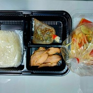 เมนูของร้าน ตำกะยำ อารีย์