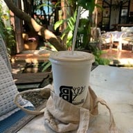 เมนูของร้าน Bualuang Studio Coffee