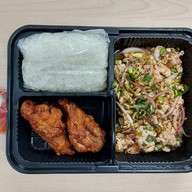 เมนูของร้าน ตำกะยำ อารีย์