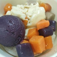 เมนูของร้าน YUN - Taiwanese Fusion Dessert Cafe Saintlouis 3