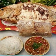 น้องนกเมี่ยงปลาเผาตลาดนัด ซอยนวมินทร์139ฝั่งเซเว่น ซอยนวมินทร์139ฝั่งเซเว่น