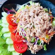 คำแพง สเตชั่น คาเฟ่