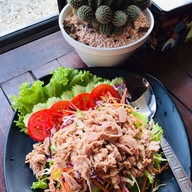 คำแพง สเตชั่น คาเฟ่