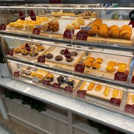 Bene Brown market village สุวรรณภูมิ