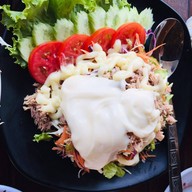 คำแพง สเตชั่น คาเฟ่