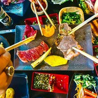 LOUNGE BEEF เลานจ์เนื้อ