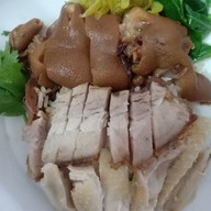 ข้าวมันไก่เบตง