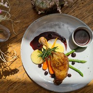 เมนูของร้าน รุกข์ คูซีน (Roukh Cuisine)